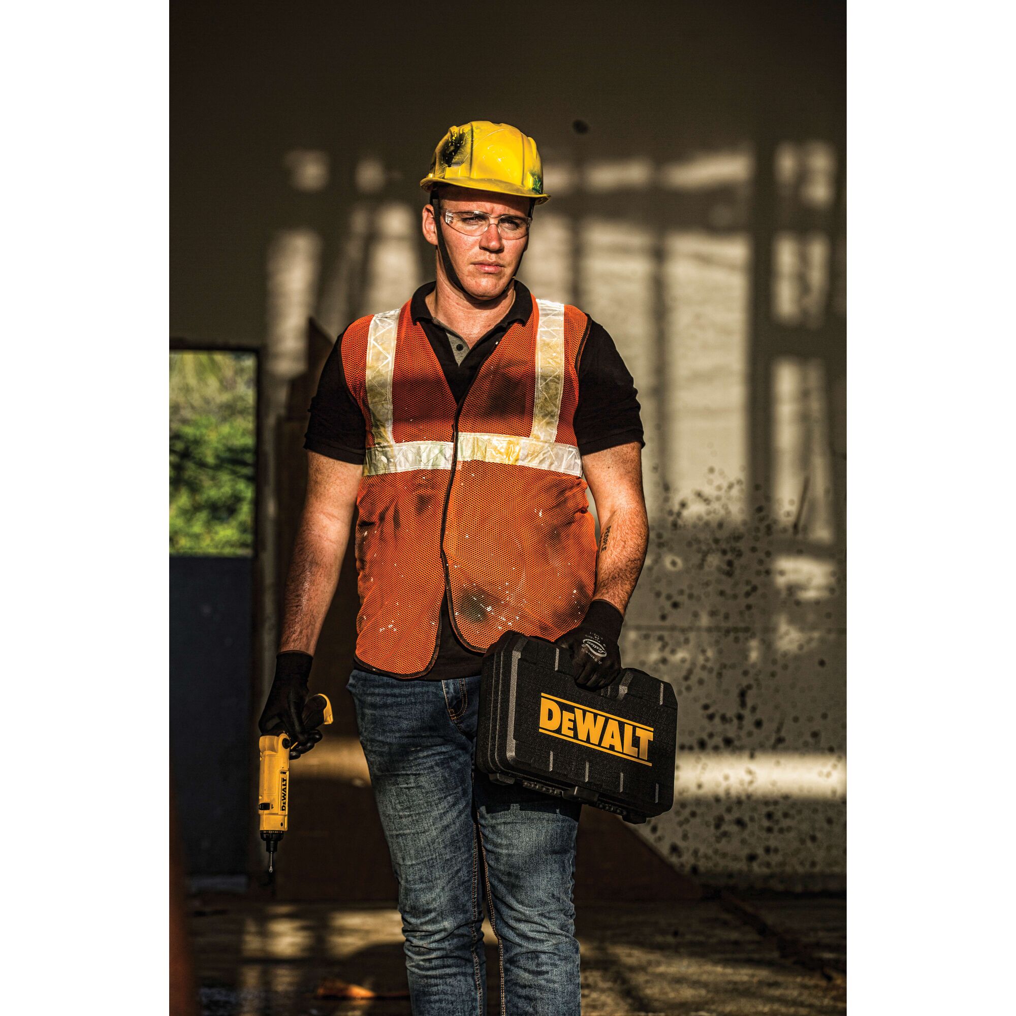 8V Max調扭起子機 (包含45件配件)